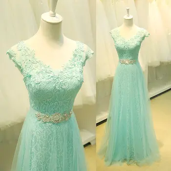 Небето сини И-силуэтные вечерни рокли с V-образно деколте и кружевными декорации под формата на кристали 2024, рокли за абитуриентски бал с къси ръкави, Vestidos de Longo
